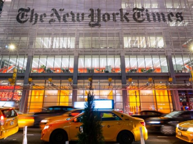 نیویورک تایمز و اپل با هم درگیر شدند